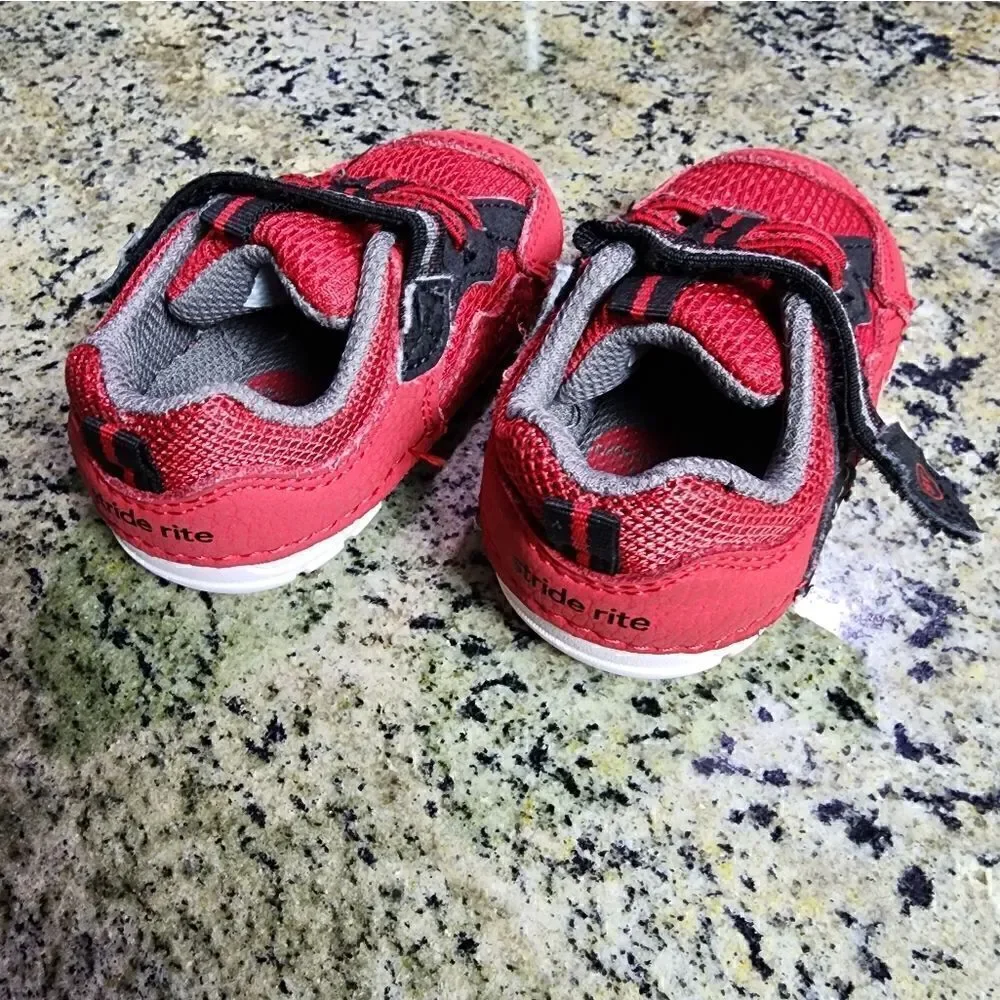 Stride Rite Infant Sneakers Hook and Loop Closure Size 3.5W Red and Black